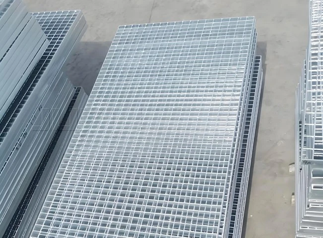 Welded steel grating2